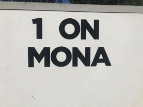 Гостиница 1 on Mona B & B  Кейптаун
